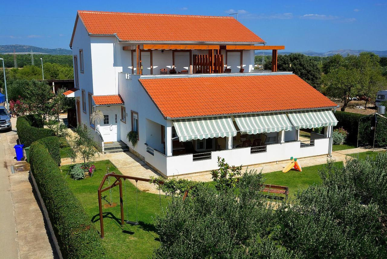 Apartments Belegrata Biograd Na Moru Exterior foto